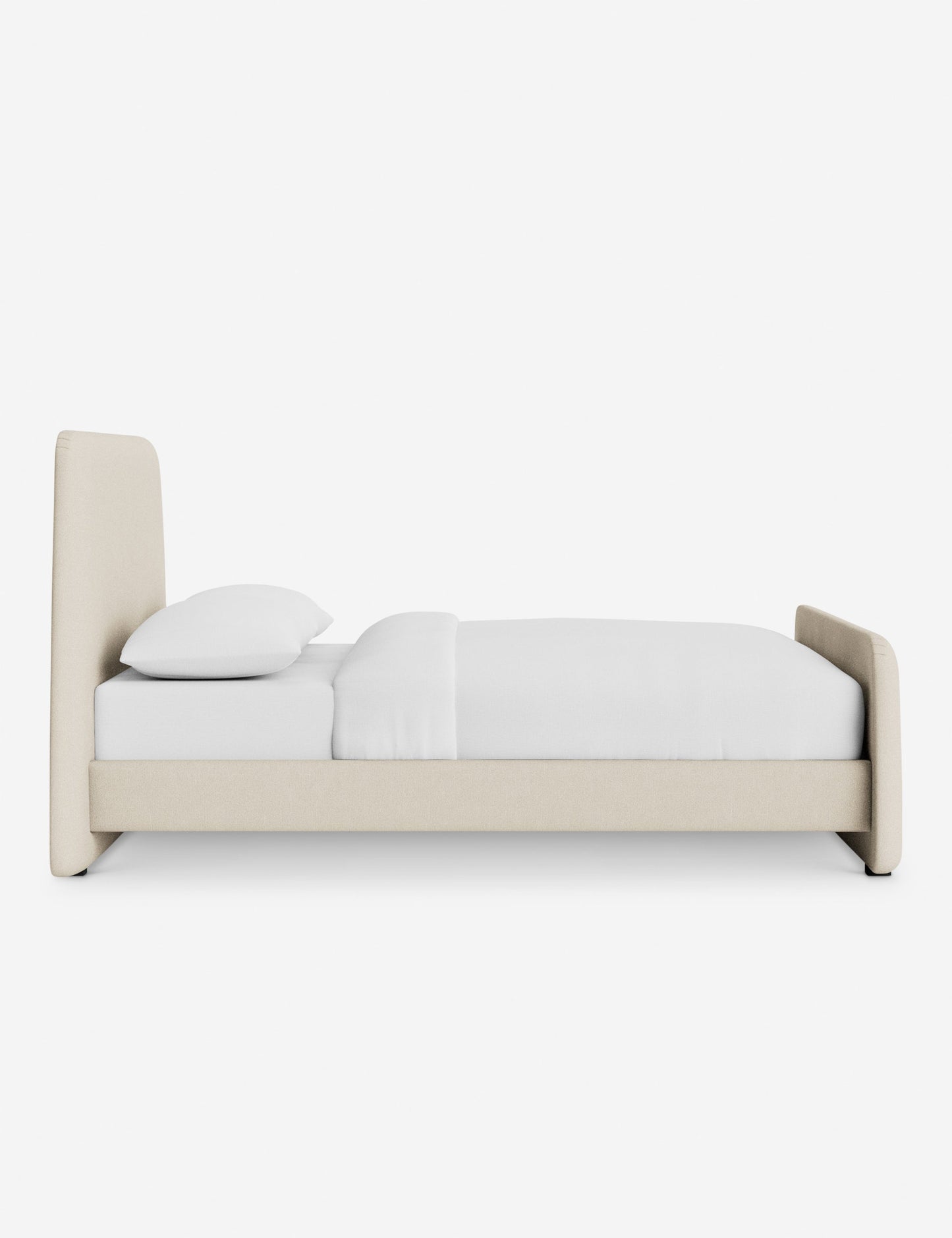 Lit plateforme Lama par DISC Interiors