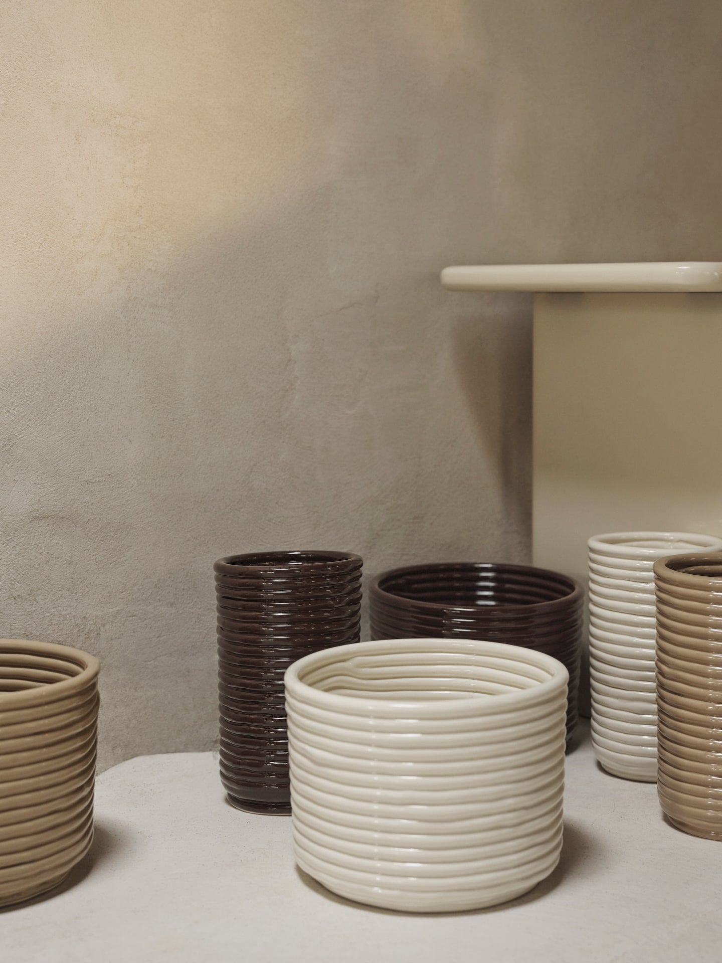 Vase en velours côtelé de Ferm Living