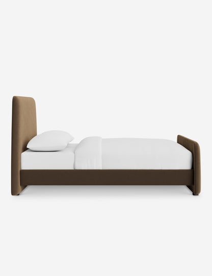 Lit plateforme Lama par DISC Interiors