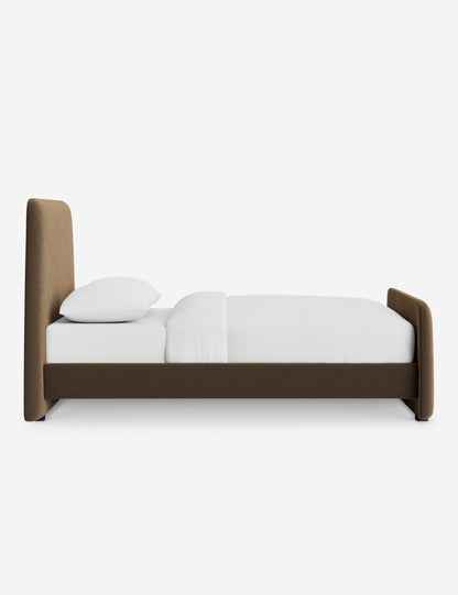 Lit plateforme Lama par DISC Interiors