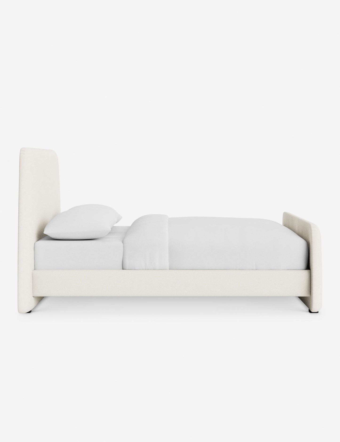 Lit plateforme Lama par DISC Interiors