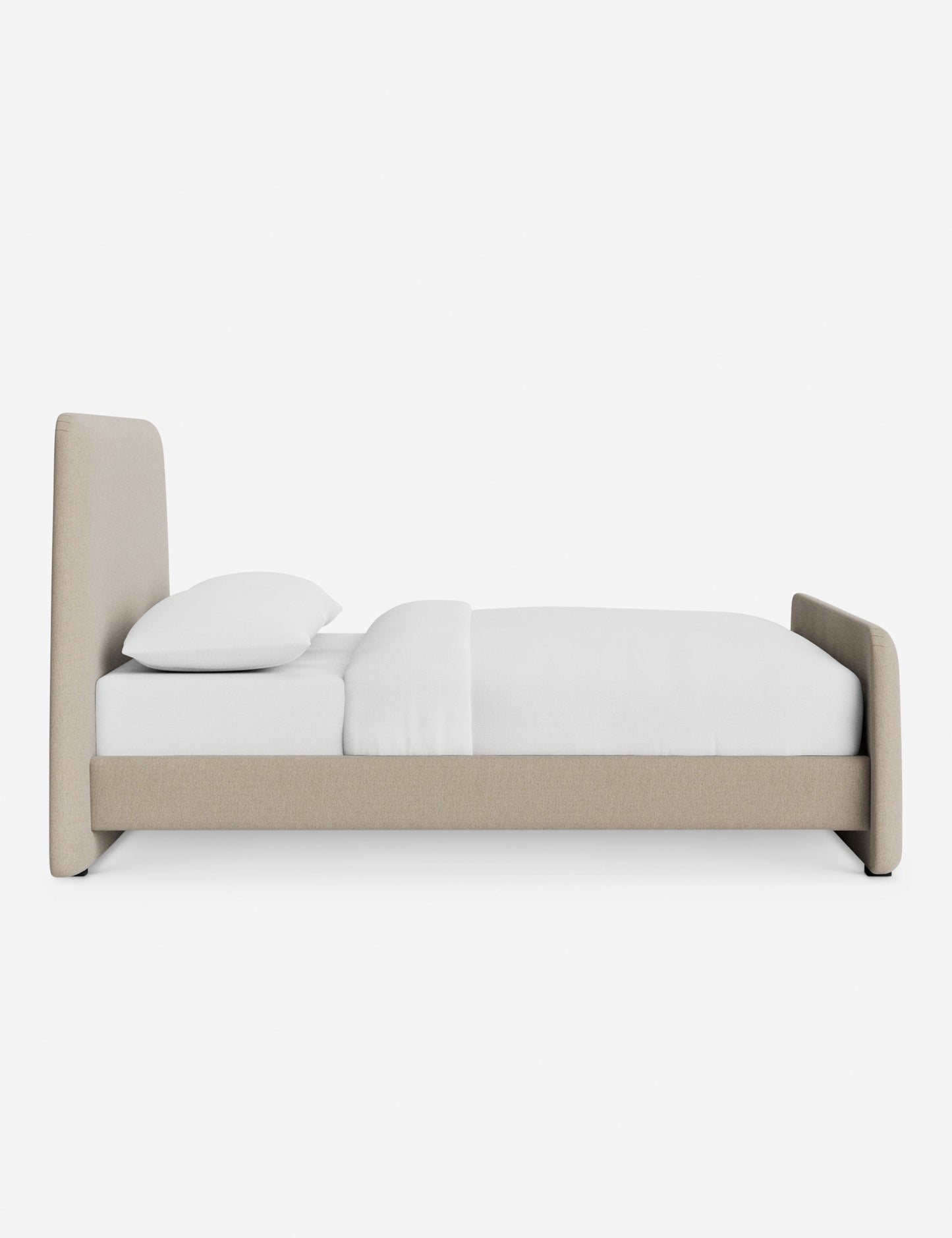 Lit plateforme Lama par DISC Interiors