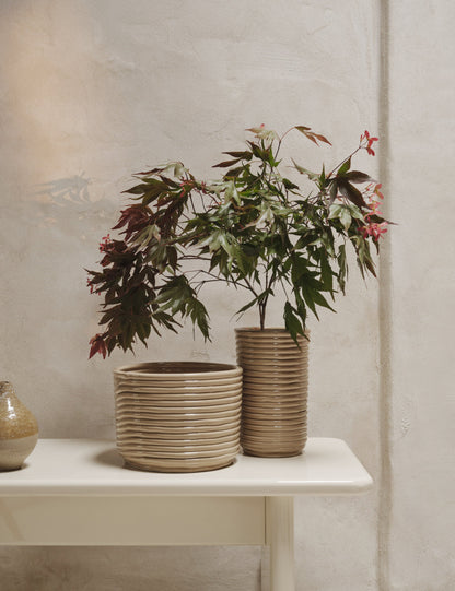 Vase en velours côtelé de Ferm Living