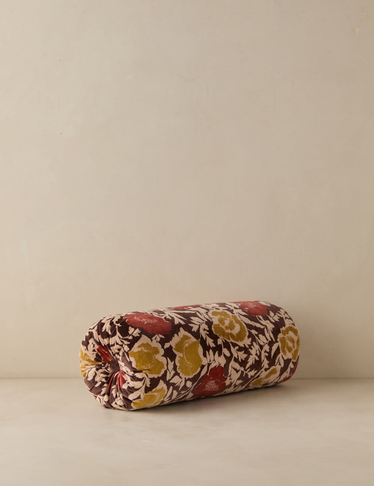 Oreiller en velours Corabel