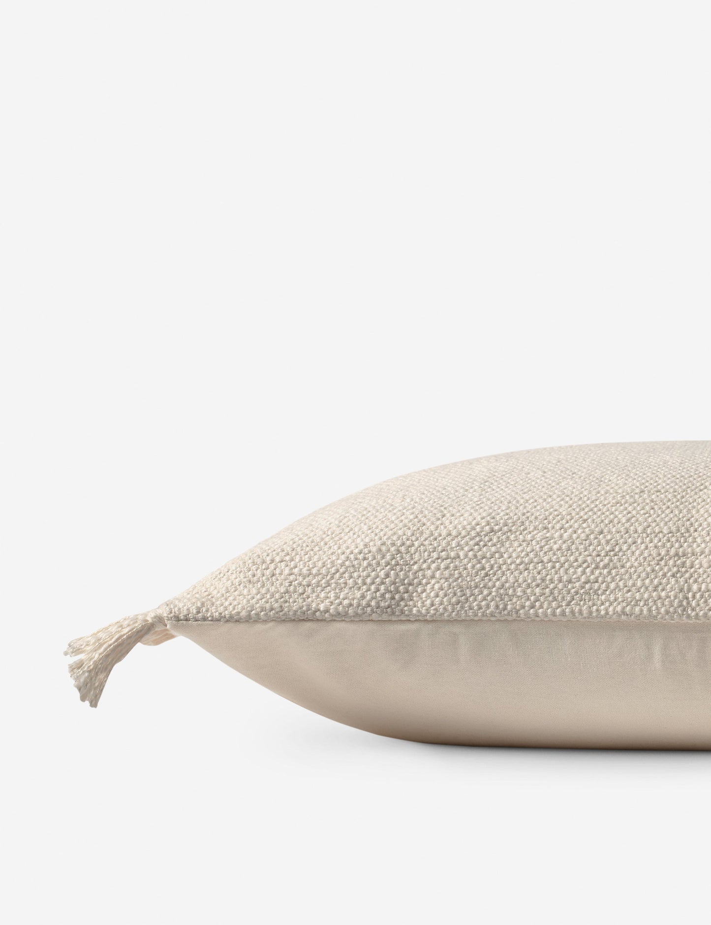 Coussin Jett de Magnolia Home par Joanna Gaines x Loloi