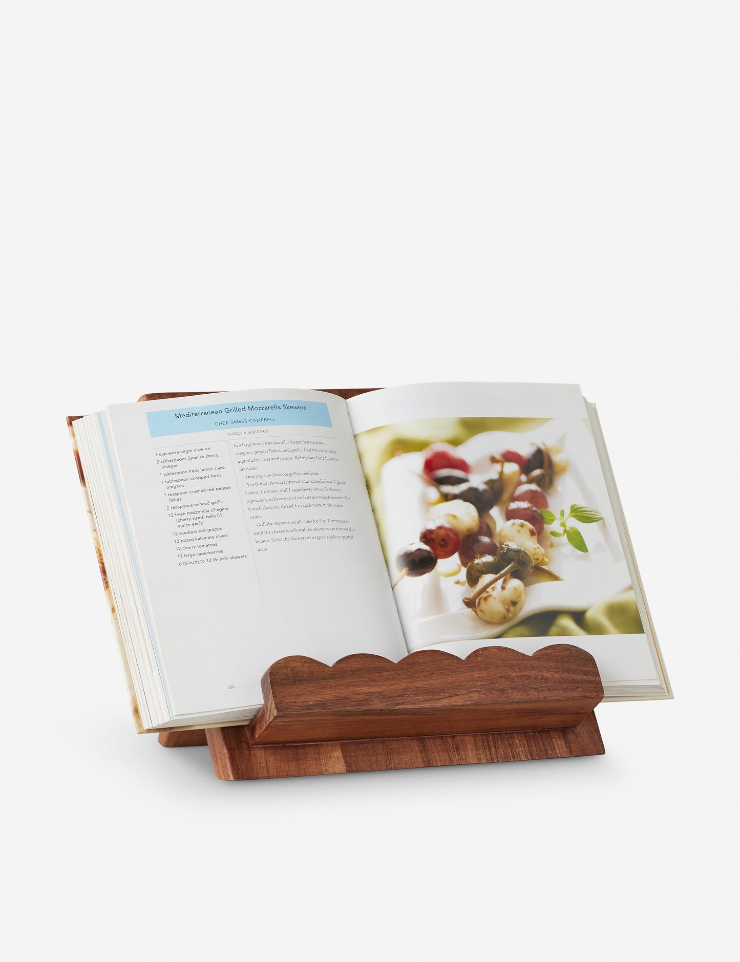 Pupitre à livres en bois festonné par etúHOME
